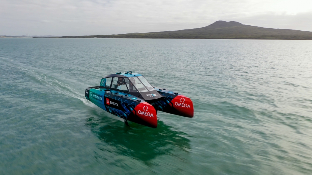 Emirates Team New Zealand's New Hydrogen-Powered Foiling Chase Boat